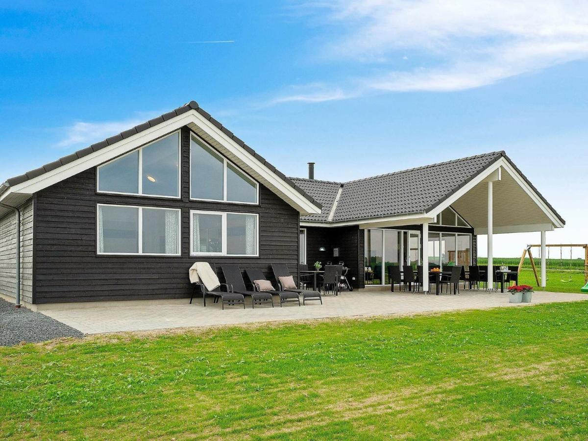 18 Person Holiday Home In Bogense Exterior foto